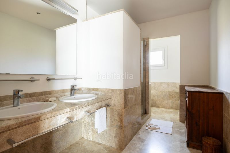 Foto a56aead1-6f13-433b-b42a-47da046730c0. Chalet en Santa Clara Marbella