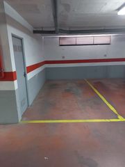 Car parking in El Pinillo