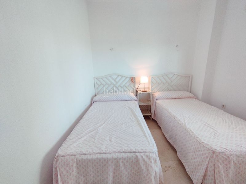 Foto e3ba1356-59bf-4b07-a92b-6e11a5972ff8. Alquiler apartamento en Las Gaviotas - Carvajal Fuengirola