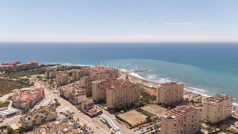 Foto d28189b5-3d17-4a38-89c4-b9185a2bff71. Ático en Centro Internacional Torrox