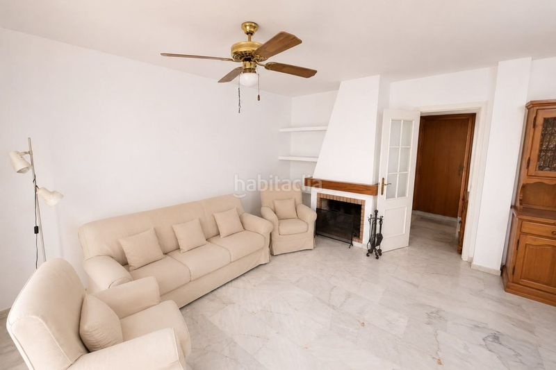 Foto 1d1ae0c9-08c7-4f76-a8d8-98d1e924d768. Casa adossada a Los Boliches Fuengirola