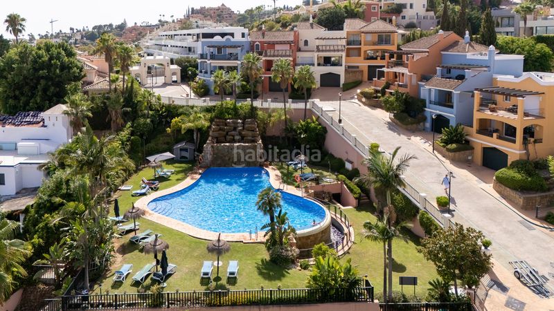 Foto 43b3490f-65a5-4e25-9e4c-80d3724bc9f5. Casa a schiera in Los Naranjos Marbella