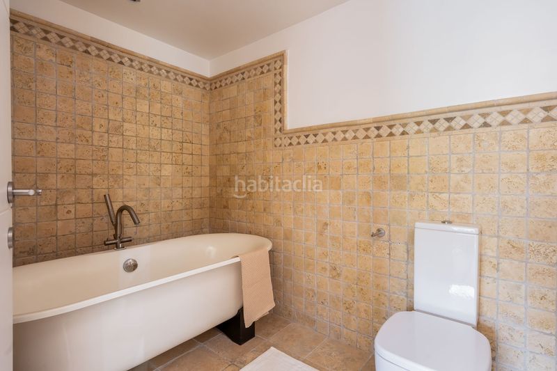 Foto 74325bf4-1170-46a4-b737-03de2e1b5bf8. Casa a schiera in Los Naranjos Marbella