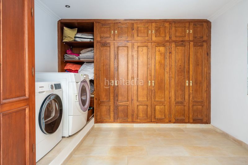 Foto f6f3124d-6e0e-44e9-a021-e9077ec730e8. Casa a schiera in Los Naranjos Marbella