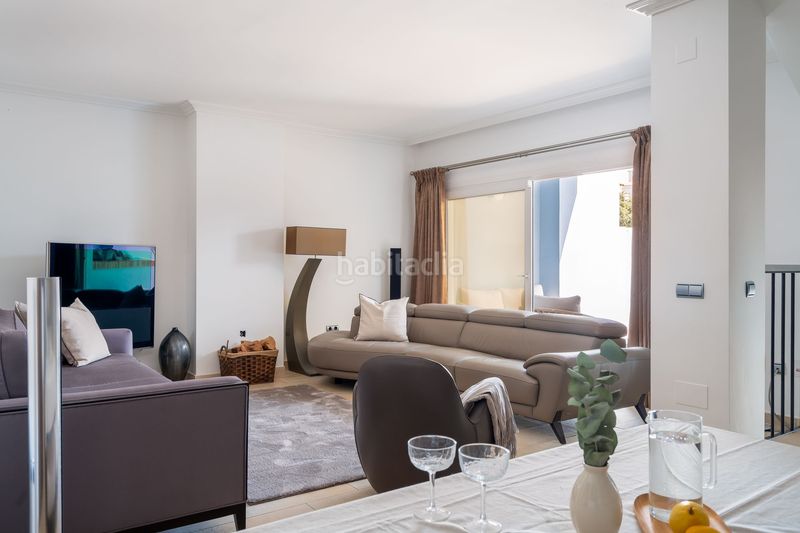 Foto ff97fea4-a491-4df6-9a14-b4e26739fd34. Casa a schiera in Los Naranjos Marbella