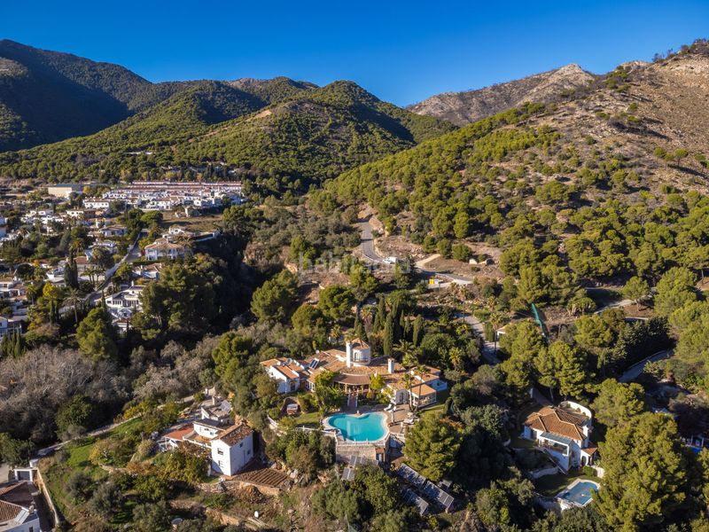 Foto c7b1a686-19bd-4fd9-9535-d82721fa51c2. Xalet a Mijas pueblo Mijas