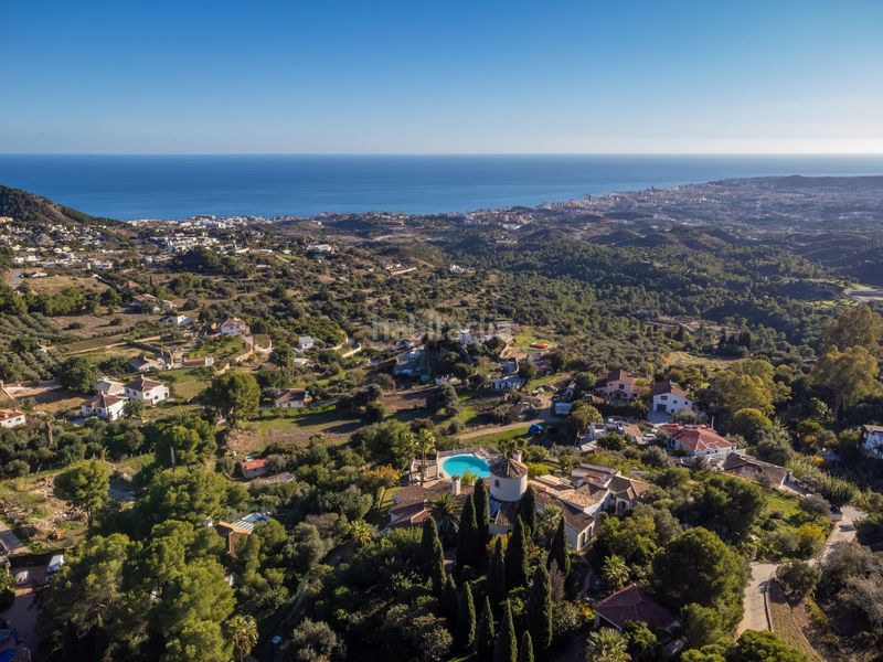 Foto cee2d307-df0a-40fc-9f83-84325298c6fa. Xalet a Mijas pueblo Mijas