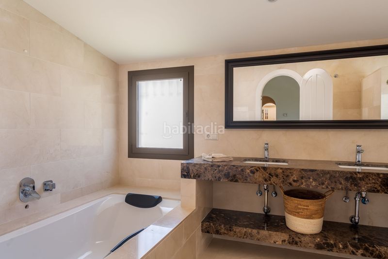 Foto fde09a12-d050-41c0-9ff1-0d7232df36c3. Chalet en Torreblanca del Sol Fuengirola