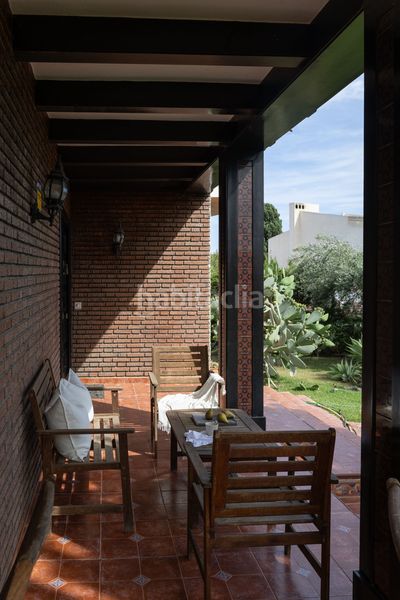 Foto 3a0a9674-cc5c-4085-ae32-587779cf8b4b. Casa a Miraflores del Palo Málaga