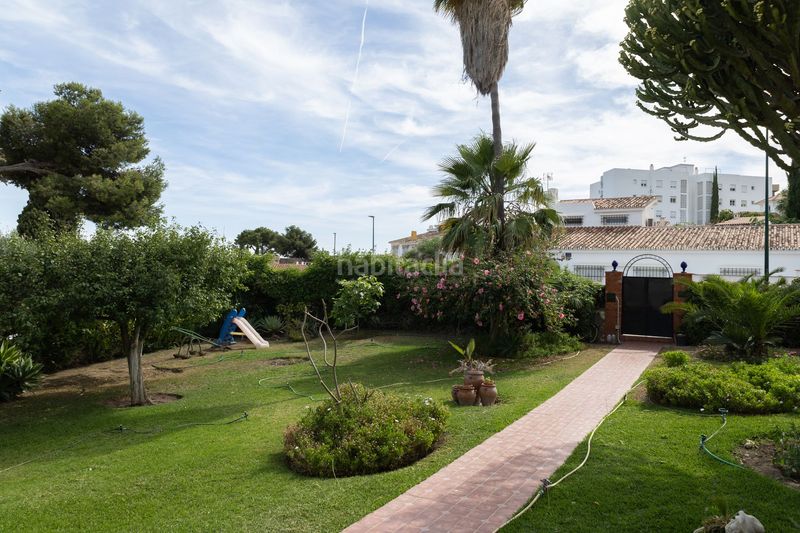Foto ba038fce-f2bd-4bed-ac2e-a35f8064e34a. Casa a Miraflores del Palo Málaga