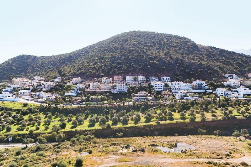 Foto fefa6b0f-8e37-4f5c-a89d-094f8d189dc8. Terreny residencial a Coín