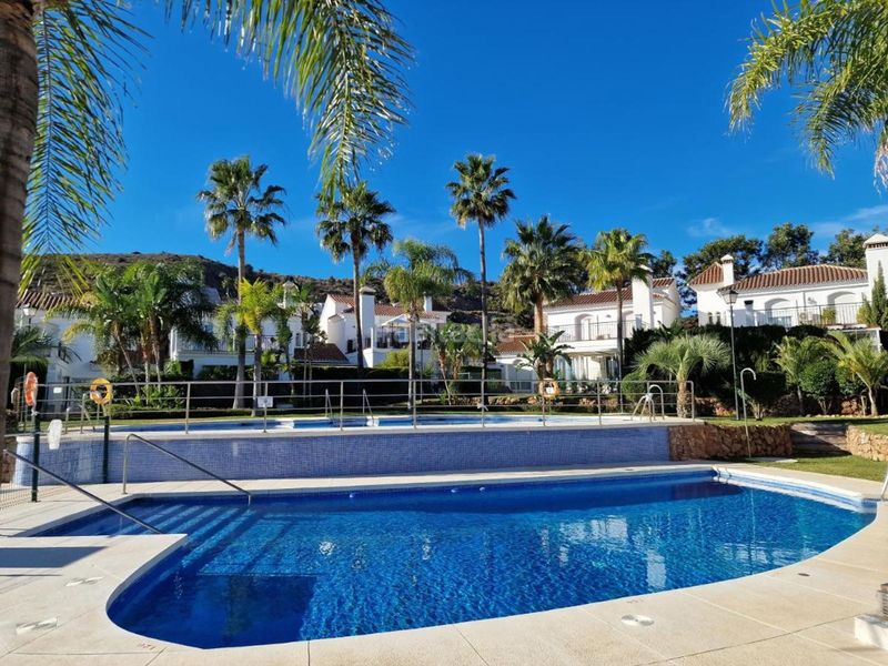 Foto 868c6714-1236-493c-87fb-2ed3baacc364. Casa adossada a Riviera del Sol Mijas