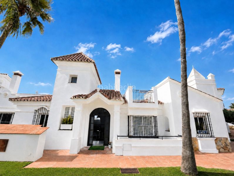 Foto bb8369ea-75c0-44bd-b084-473e80eecf39. Casa adossada a Riviera del Sol Mijas