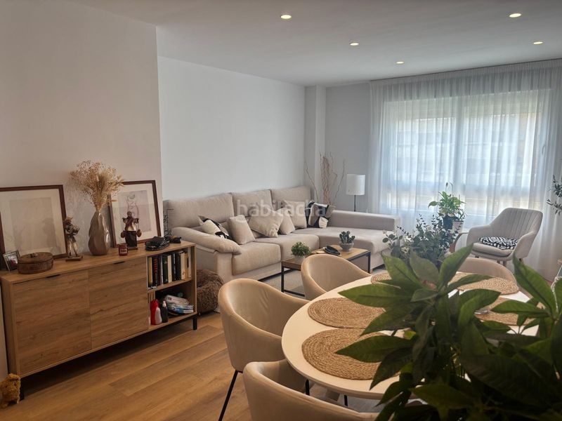 Foto f1c31a53-9fcb-4887-b870-75a85e2eef10. Apartament a Martín Carpena - Torre del Río Málaga