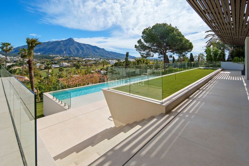 Foto fcd07082-c96b-46c6-8bb9-6ee0728b7cc7. Chalet en Las Brisas Marbella