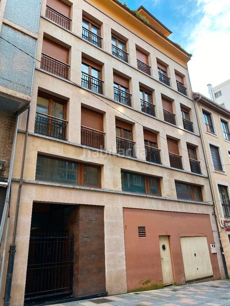 Foto 2dd77149-8b00-4302-a245-e3a60fb98e9a. Lloguer edifici a calle estación 6 a Centro Avilés