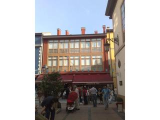 Pis  López muñiz. Magnífico apartamento con vistas al puerto en el centro de ribad