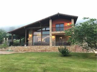 Xalet a Tresgrandas 1. Se vende exclusio complejo de viviendas, en pueblo precioso de l