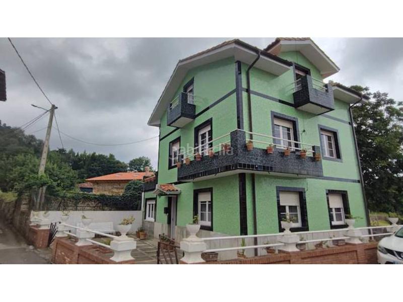 Foto b7eb1355-877a-4d94-9583-551e6ef0e08b. Casa se vende emblemática casa en nueva en Pría-Nueva-Hontoria-Naves Llanes
