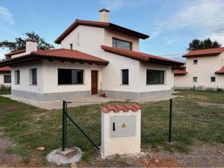 Chalet  Castiello. Chalet unifamiliar a estrenar en castiello cerca de arriondas