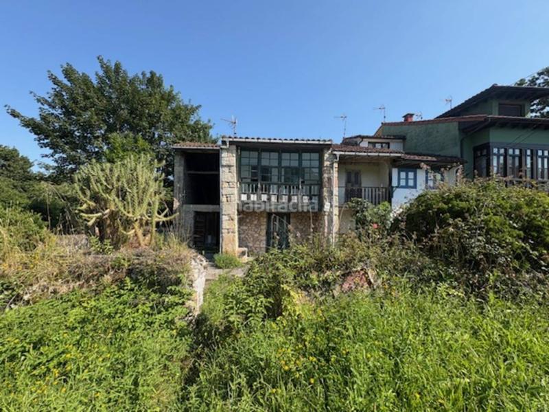 Foto 73a19235-87af-49d6-b143-ca99c78f63bc. Casa interesante complejo de viviendas para rehabilitar en san roque del acebal, en Llanes