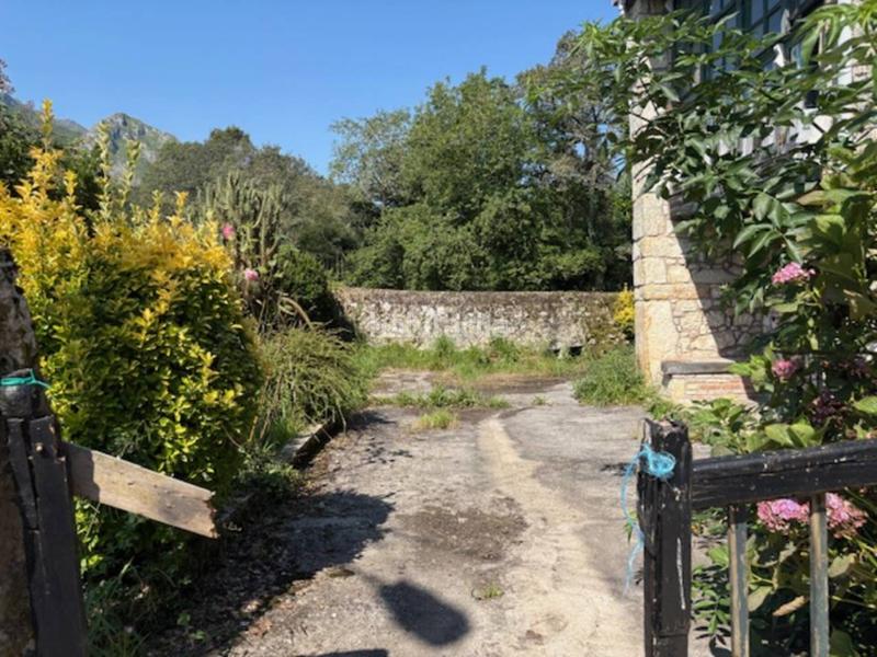 Foto 7b6ac277-4f41-47f9-bd9b-68e066697f03. Casa interesante complejo de viviendas para rehabilitar en san roque del acebal, en Llanes