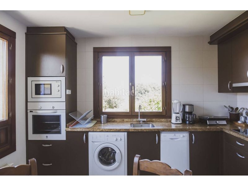 Foto 4941ebdf-f8ef-4b4a-90ec-54a620146700. Casa amb calefacció aparcament a Pría-Nueva-Hontoria-Naves Llanes