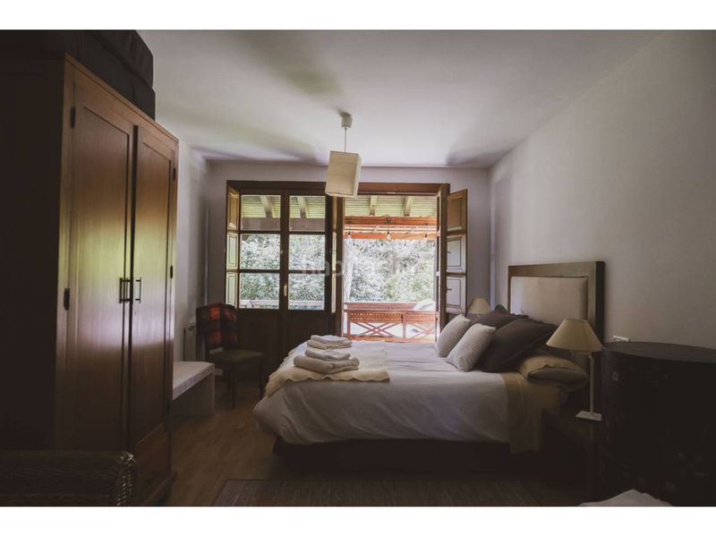 Foto 5ac8c127-6491-4c15-8233-4c6b1c343e95. Casa amb calefacció aparcament a Pría-Nueva-Hontoria-Naves Llanes