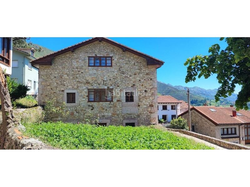 Foto 40ffe8a2-90fd-45a9-87fd-79b50d5e5742. Casa amb aparcament a Peñamellera Alta