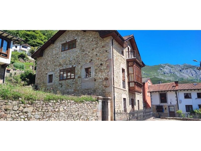 Foto 6d52bbcc-a1a4-4dca-995c-2825ac4bb517. Casa amb aparcament a Peñamellera Alta