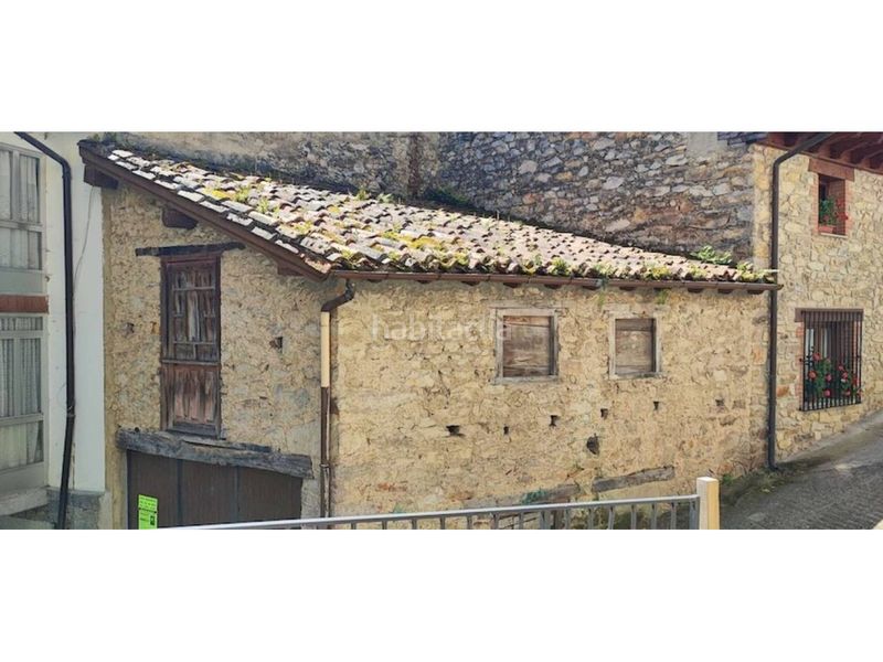 Foto e739dc4a-6fa5-44b3-b72c-17424ed0bfd8. Casa amb aparcament a Peñamellera Alta