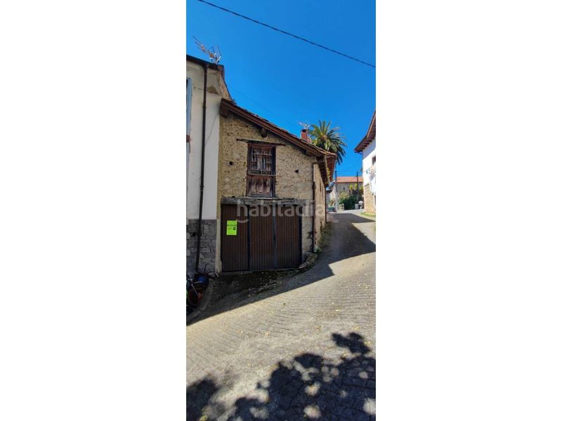 Foto fa17db1b-59f8-4271-a7e2-77bf8e1212b2. Casa amb aparcament a Peñamellera Alta