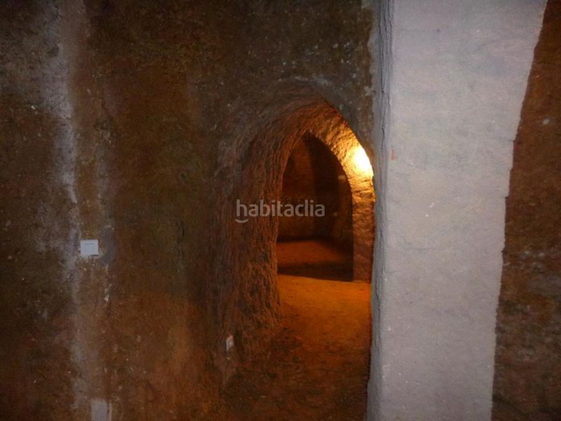 Foto b9bc7361-d20f-409f-b5be-b115adaef6b4. Casa amb aparcament a Parada de Rubiales