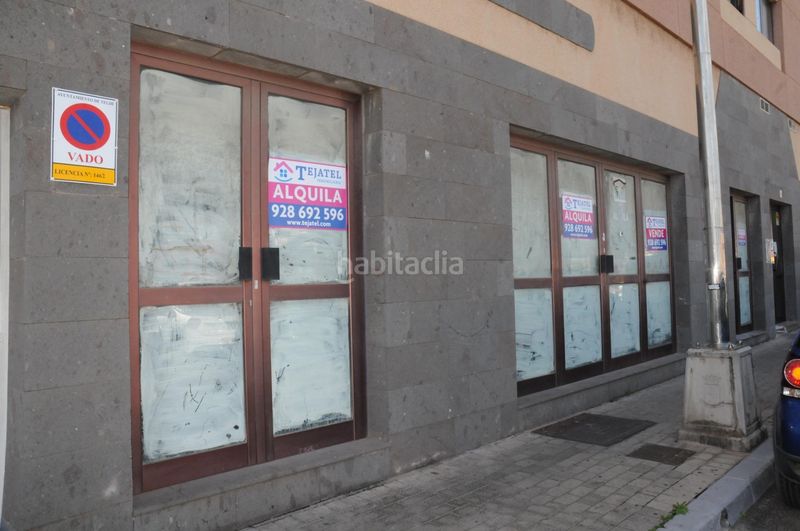 Foto df415e6b-51eb-4dfb-8842-7c3a7eec0fe0. Alquiler local comercial se alquila amplio local comercial en arnao, en Telde