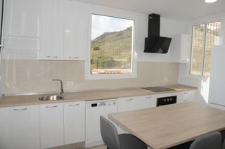 Location Rez-de-chaussée à Marzagán - Los Hoyos - La Montañeta. Se alquila piso en los hoyos,  con bonitas vistas.