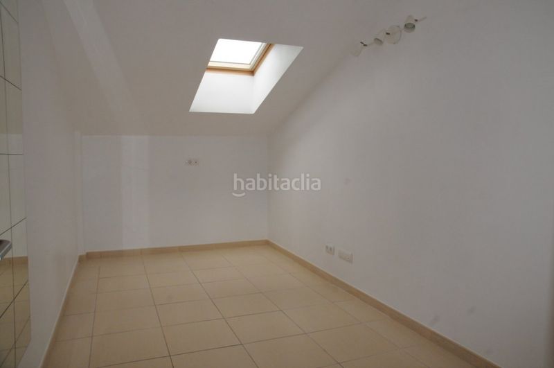 Foto 574a95aa-45e3-4d0b-bae3-ec08c6e9ba68. Location attique avec parking dans Callejón del Castillo - El Calero - Las Huesas Telde