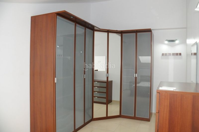 Foto a68d67b9-c3df-4df8-b423-cc7ee128e6d8. Location attique avec parking dans Callejón del Castillo - El Calero - Las Huesas Telde