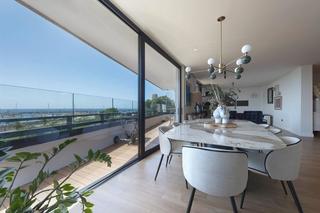 Pis  Duque santa elena. Exclusiva vivienda de lujo con terraza y vistas al mar  plaza de