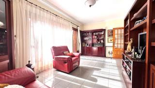 Piso en Duggi - Rambla - Los Hoteles. Barrio de duggi. piso con terraza, ascensor y parcela privada en