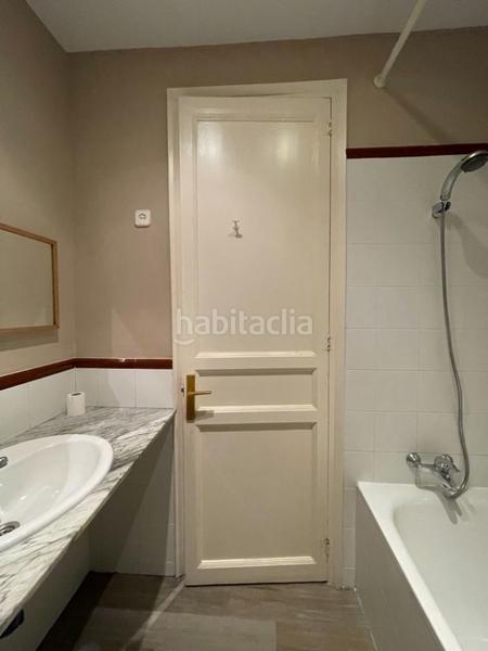 Foto 5f30bd2d-e080-49e8-a29a-7352bcfd3e49. Edificio in La Nova Esquerra de l´Eixample Barcelona