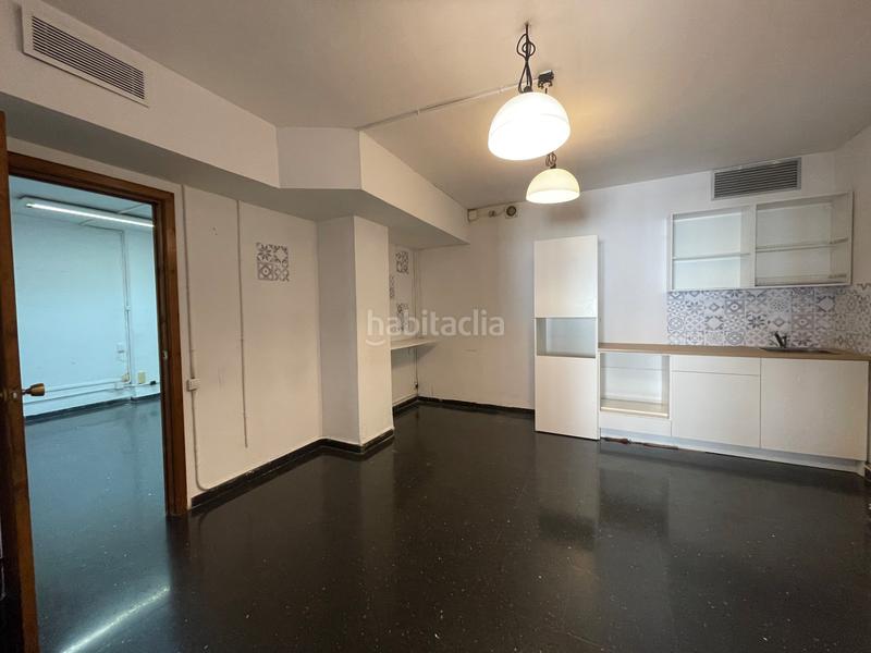 Foto 92bf5482-878d-405b-a606-ce8e82815a74. Miete büro in Sant Ramon - Maternitat Barcelona