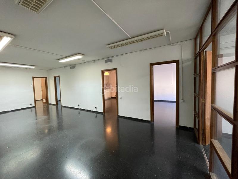 Foto 97aef237-f934-4ddd-869e-890b047fbef2. Miete büro in Sant Ramon - Maternitat Barcelona
