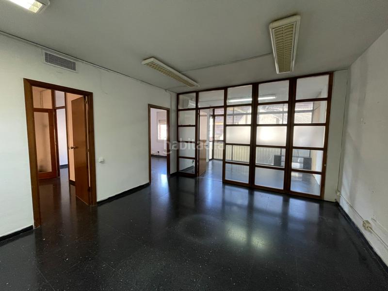Foto ca10def4-8859-4136-9a4b-ef2ba0949f2b. Rent office space in Sant Ramon - Maternitat Barcelona