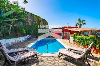 Casa  Junco. Licencia vacacional! villa con piscina en el sauzal