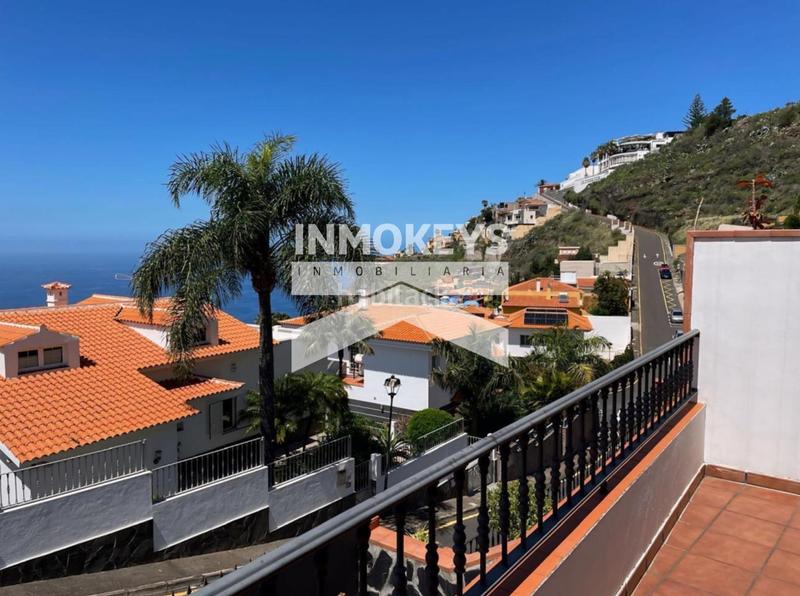 Foto 76ba8f8e-1a84-4919-bf52-06ff62083a21. Maison avec parking piscine dans Sauzal (El)