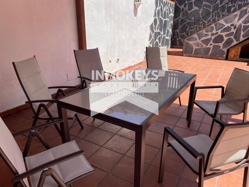 Foto ee19190c-1e24-4d14-be95-8fcd3adaa9c9. Maison avec parking piscine dans Sauzal (El)