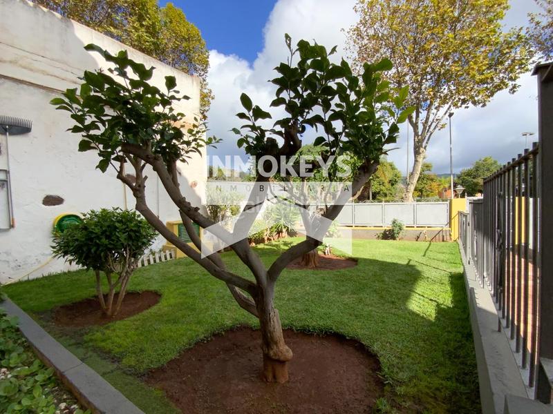 Foto 13e21954-62a6-495f-ad41-2023c19b5515. Maison avec parking dans La Laguna San Cristóbal de La Laguna