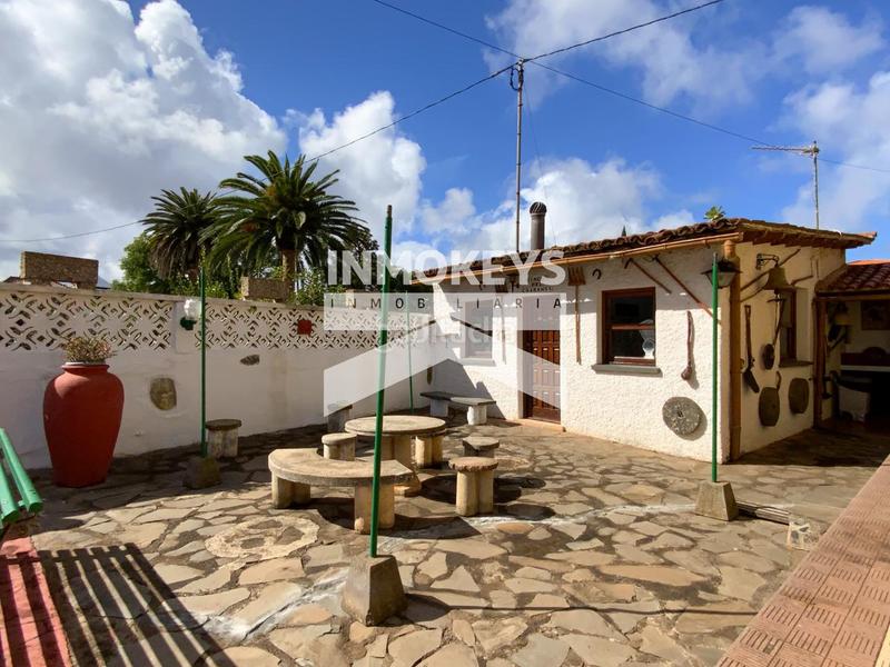 Foto 646a2094-3618-4b58-8779-2965ad1dab80. Maison avec parking dans La Laguna San Cristóbal de La Laguna