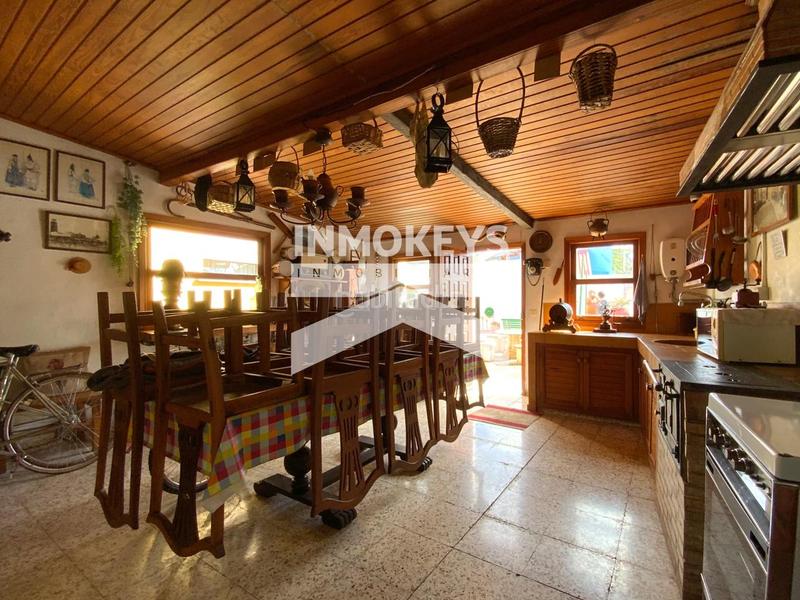 Foto 7a11b05d-aaaf-49dc-b8ea-0a1743768ce0. Maison avec parking dans La Laguna San Cristóbal de La Laguna