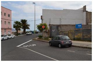 Terreny residencial a N/a. Solar urbano en venta en el hospital doctor negrín